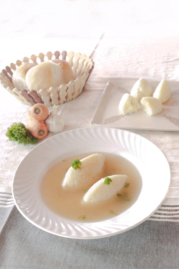 Vegetable Consommé with Semolina Dumplings - Grießknödel for #Sundaysupper #stepbystep #recipe masalaherb.com